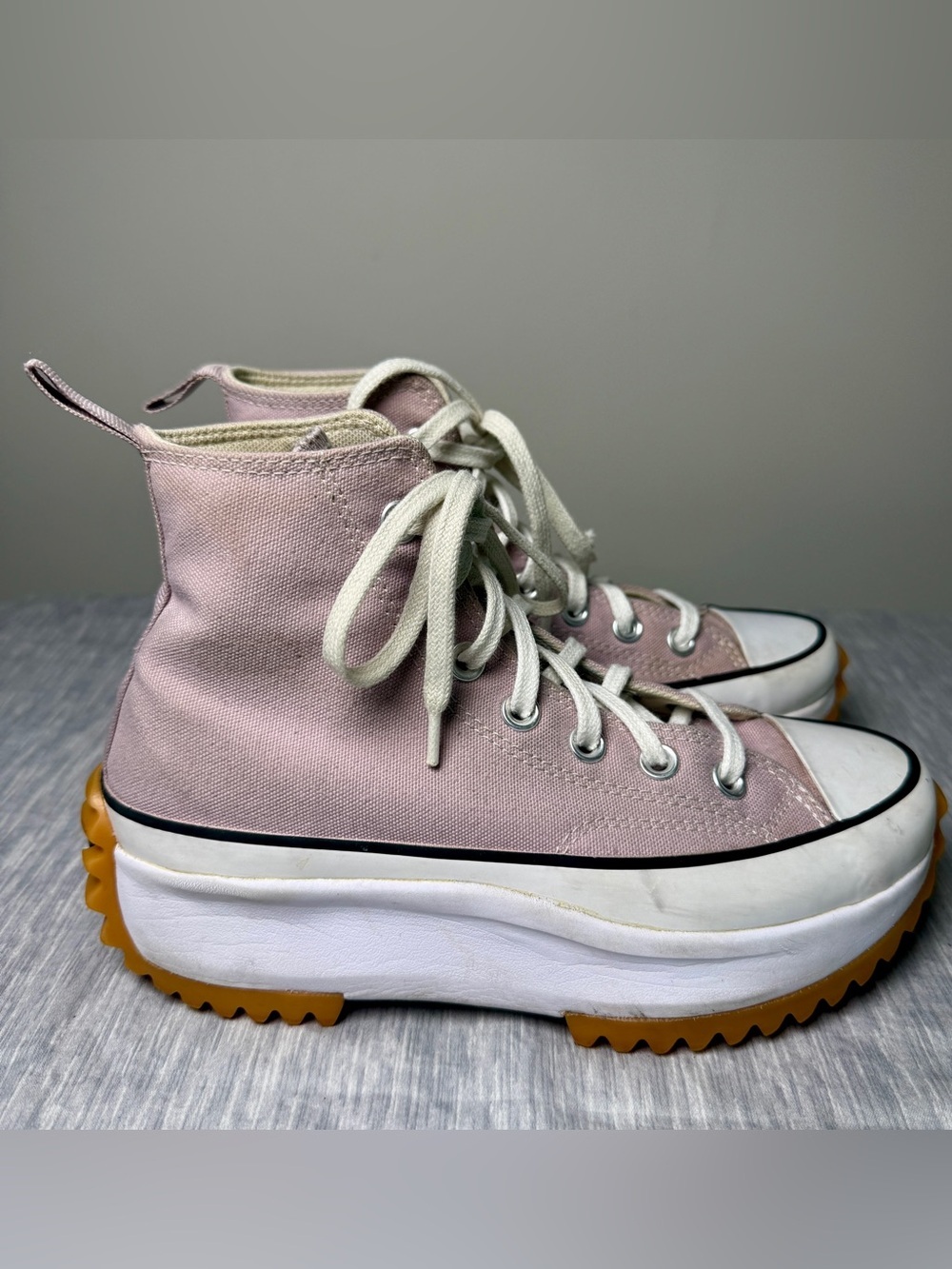 Converse Run Star Hike High Himalayan Salt Platform Sneaker Y2K Chunky Size 6 US